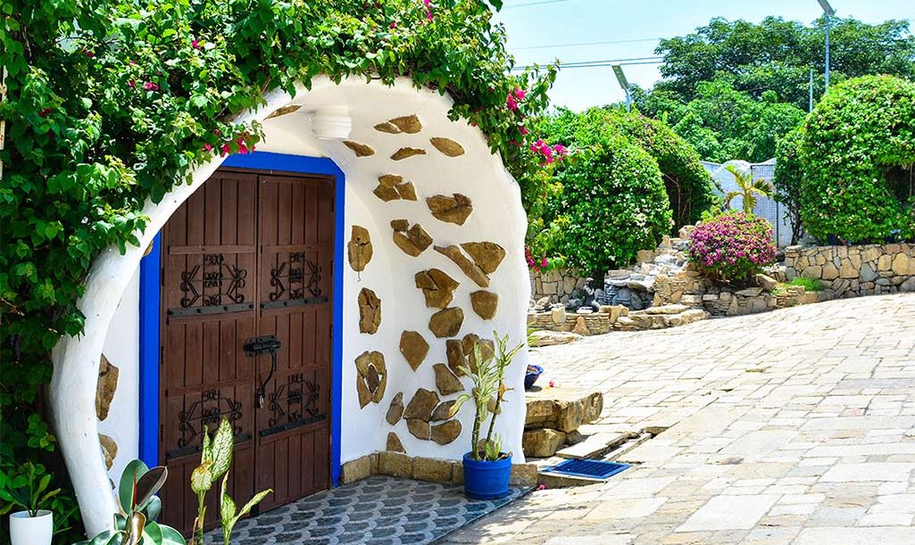 Santorini-Inspired-Living